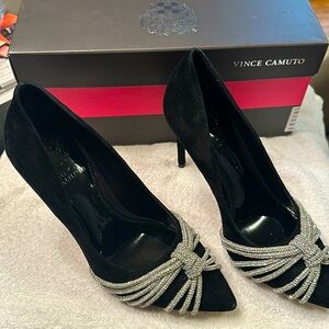 Vince Camuto Faine Pumps
